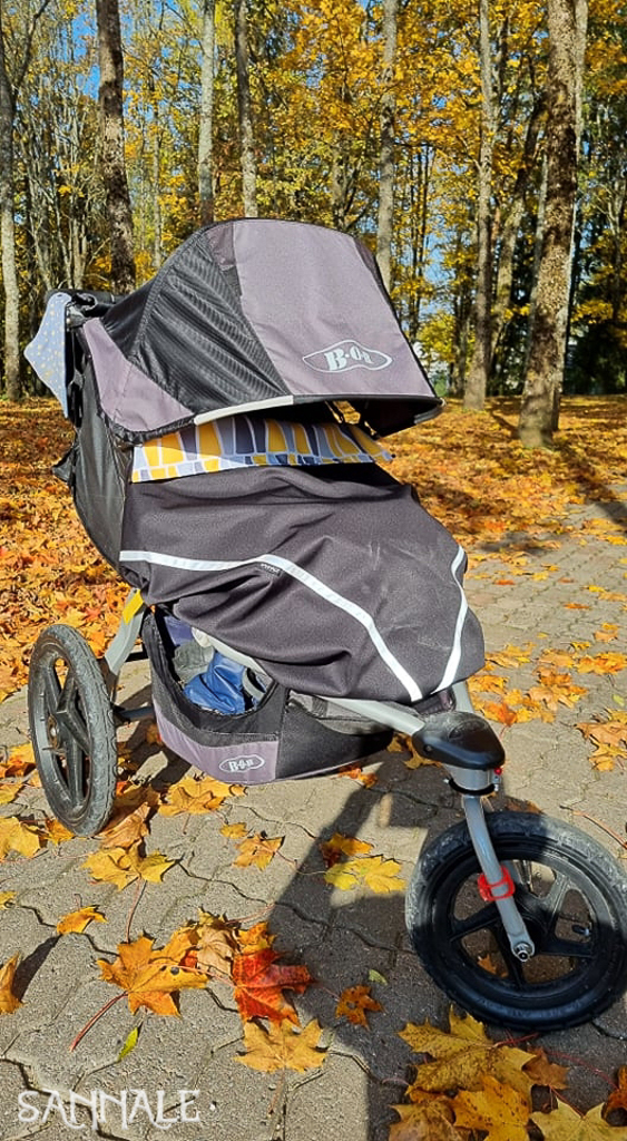 Universaalne jalakate kärule