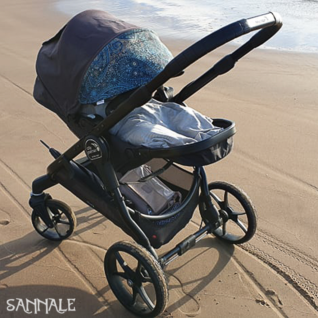 Extension of the forearm Stroller sun shade