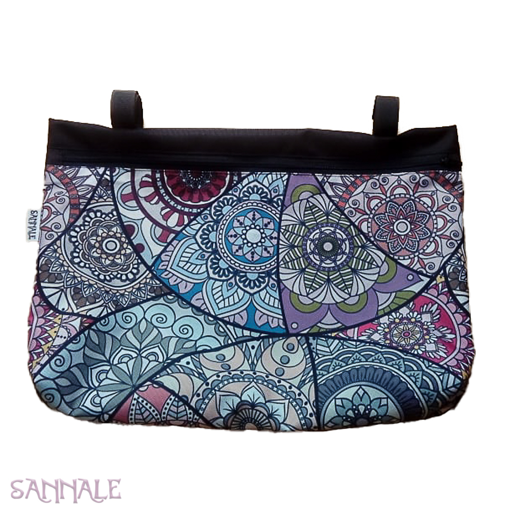 Bag with raincoat embroidered