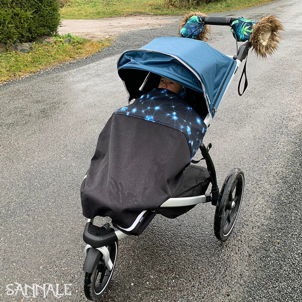 Sannale jalakate koos Thule Urban Glide 2 käruga. Pikk mudel.