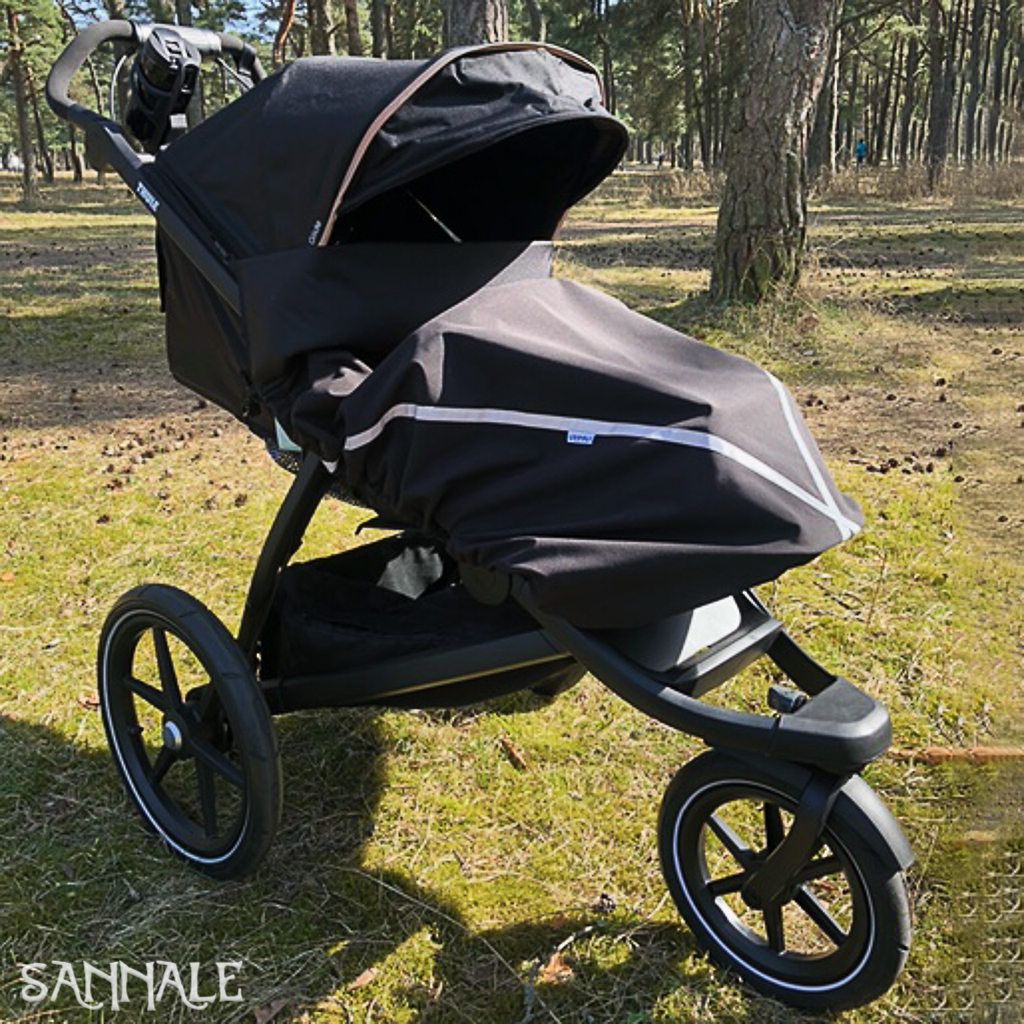 Sannale jalakate koos Thule Urban Glide 2 käruga. Pikk mudel.