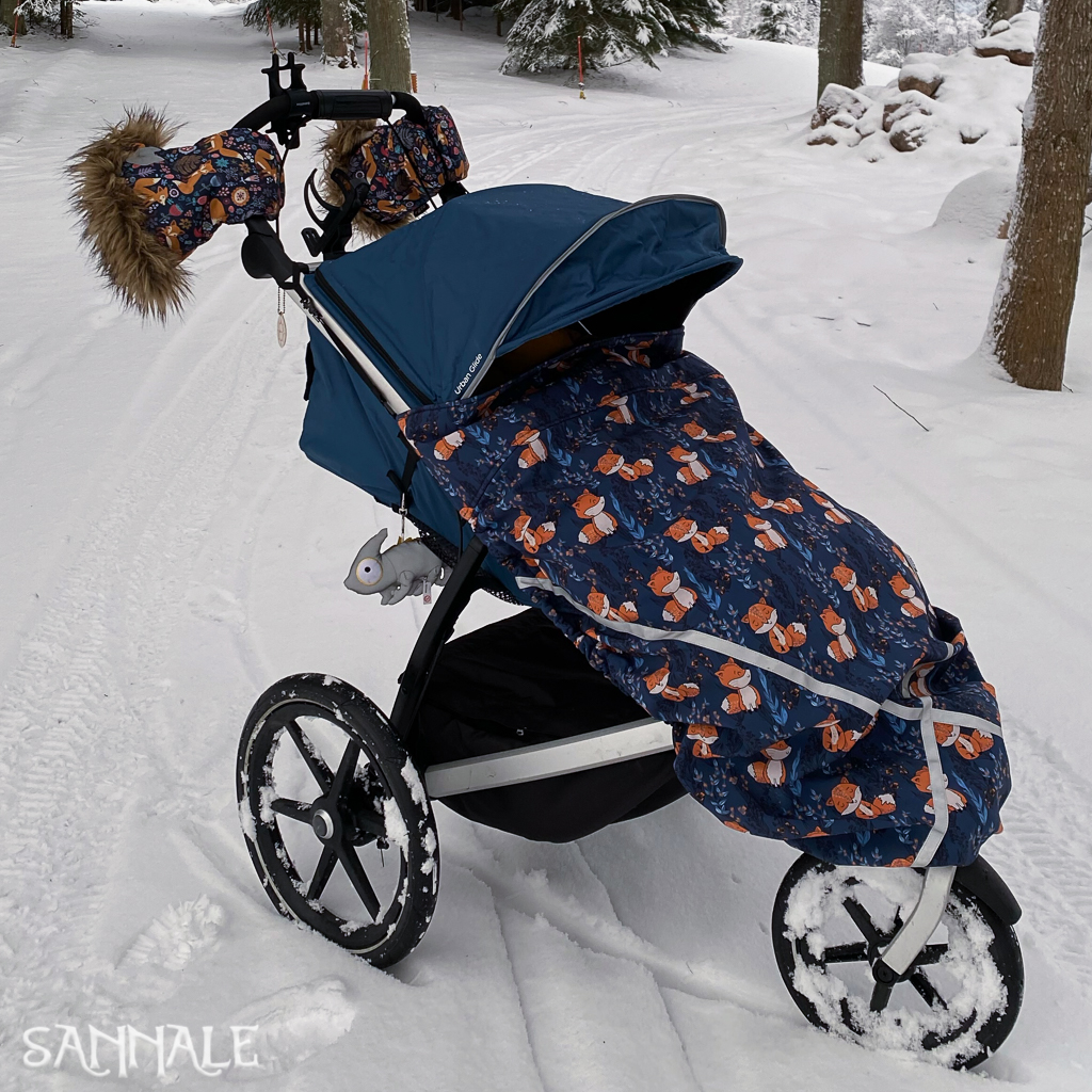 Sannale jalakate koos Thule Urban Glide 2 käruga. Pikk mudel.