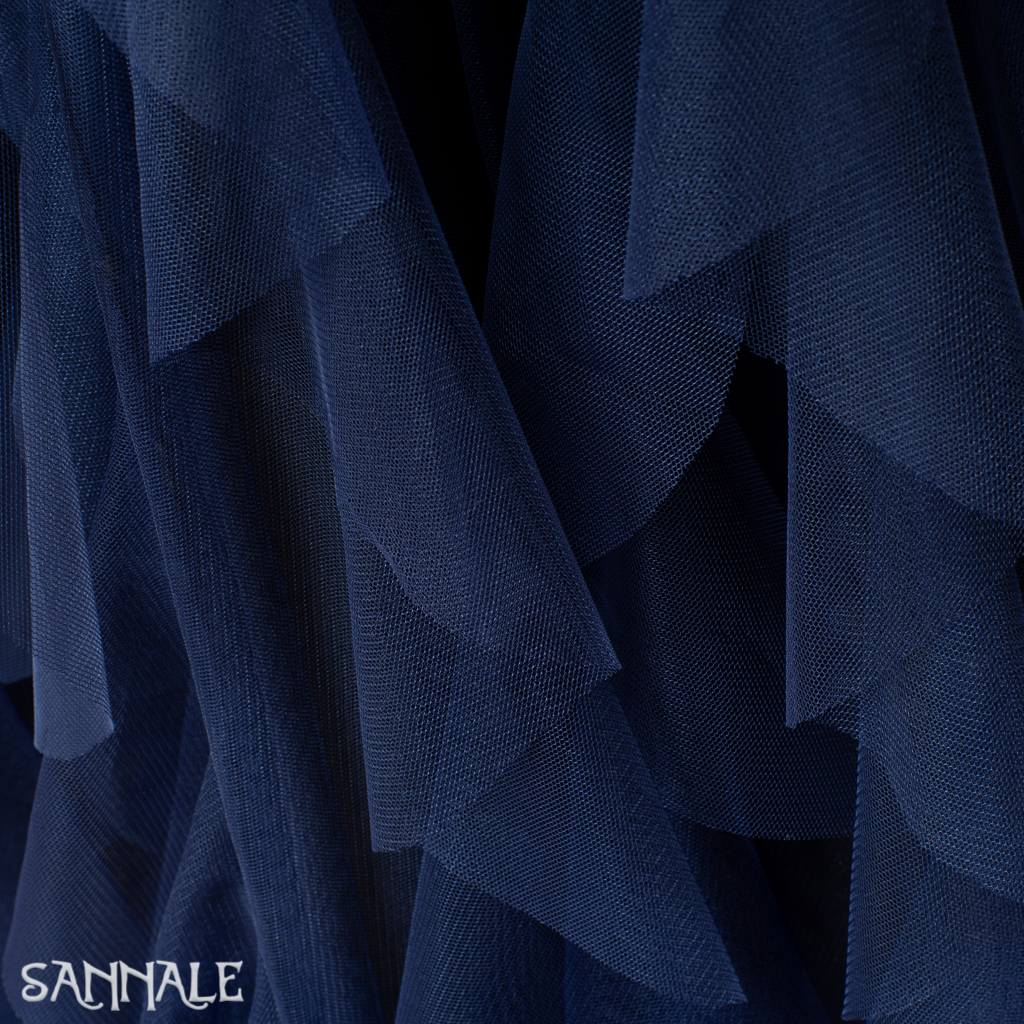 Tumesinine kangas putukavõrgule