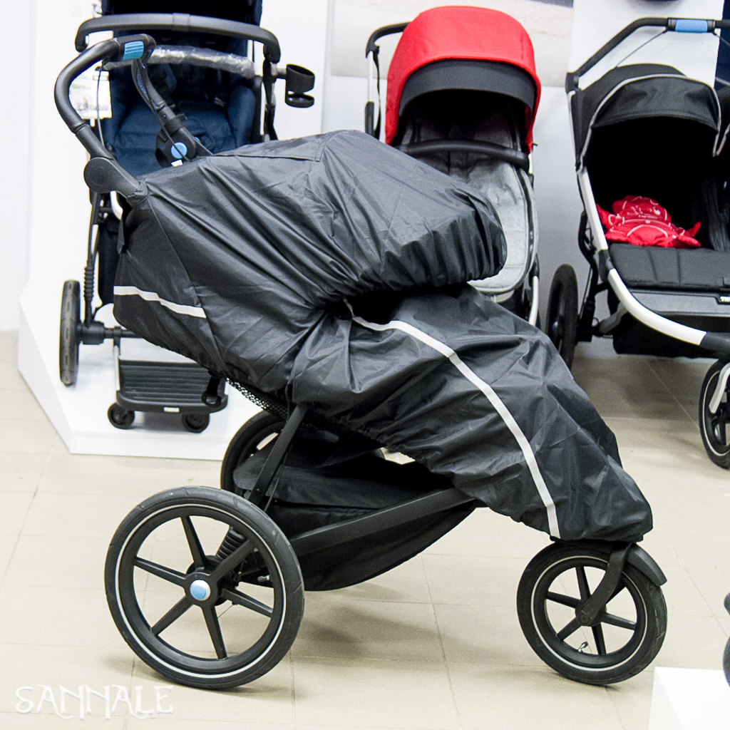 Rain cover for the seat, designed for use with the Thule Urban Glide 2 stroller Rain cover for the seat, designed for use with the Thule Urban Glide 2 stroller