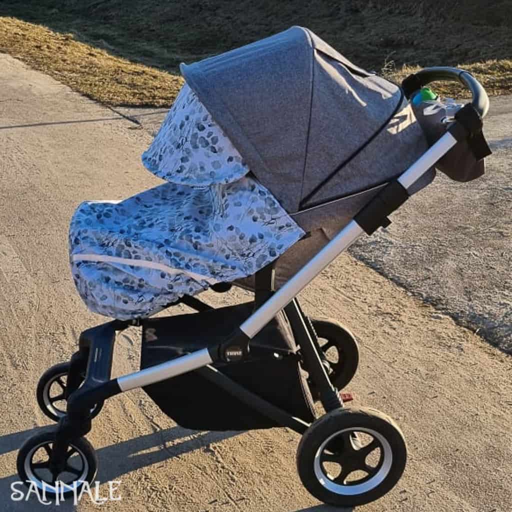 Sannale jalakate, loodud kasutamiseks kasutamiseks koos Thule Sleek käruga