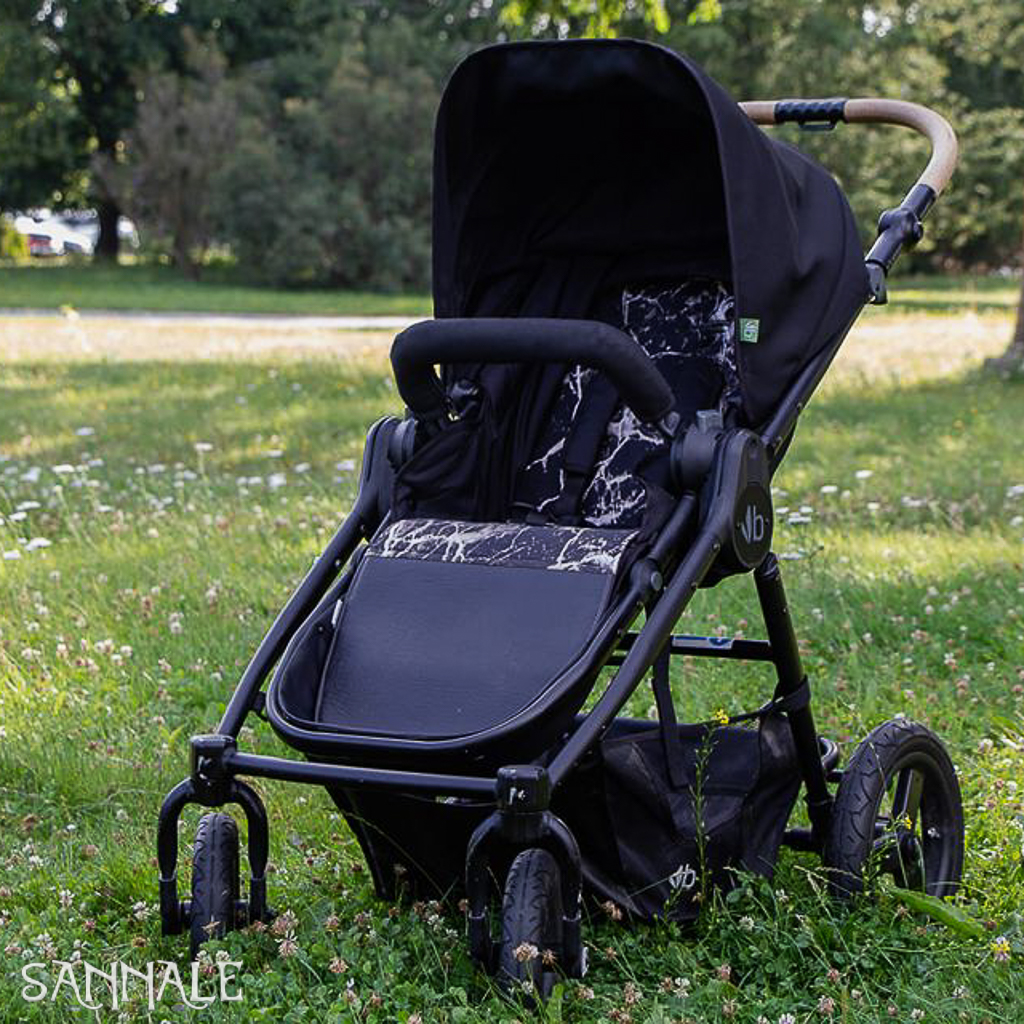 Sannale istmekate Bumbleride Era kärule-1