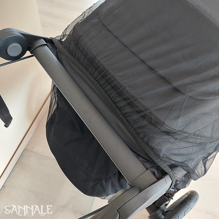 Sannale putukavõrk loodud kasutamiseks koos Thule Urban Glide 3 käruga