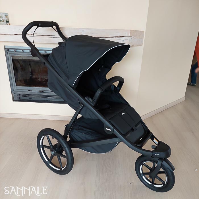 Sannale turvakaare kate loodud kasutamiseks koos Thule Urban Glide 3 käruga